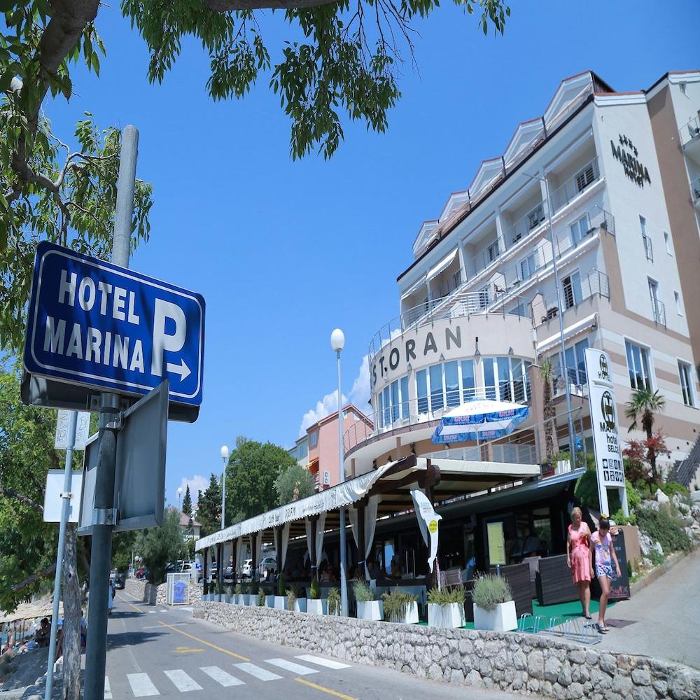 Marina Hotel 4*